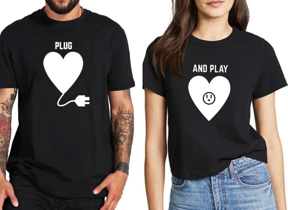 חולצת זוגות- Plug And Play